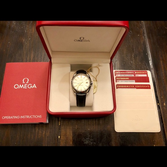 Like new 💯 % Authentic Omega Seamaster - Picture 5 of 8
